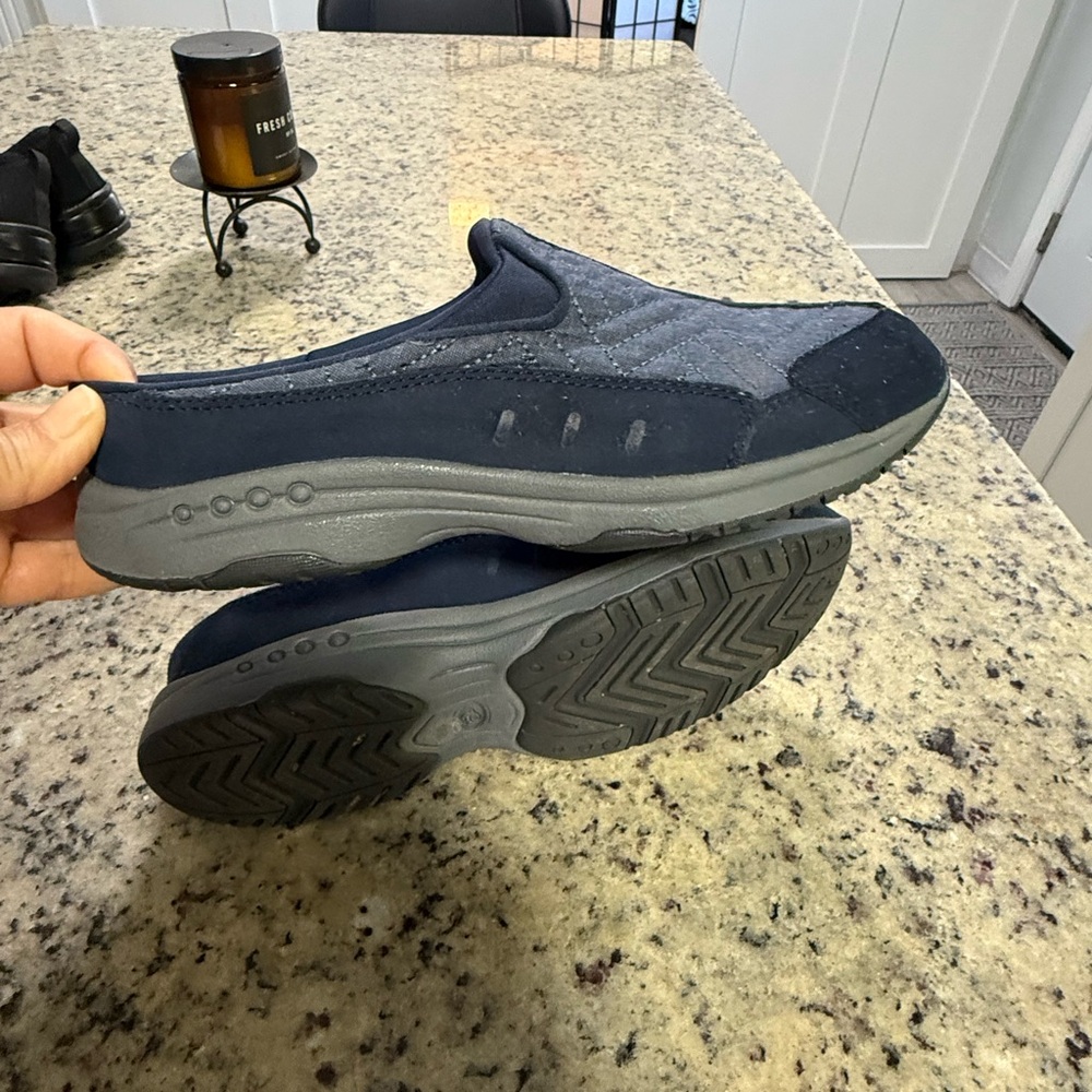 Easy Spirit Navy Blue Slip-On Flats